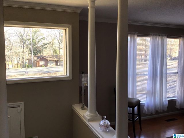 2048 WHITE POST ROAD, Hueytown, AL 35023