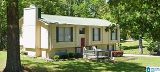2048 WHITE POST ROAD, Hueytown, AL 35023