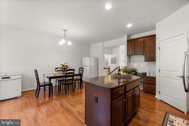 7422 WILLOW BOTTOM RD, Sykesville, MD 21784