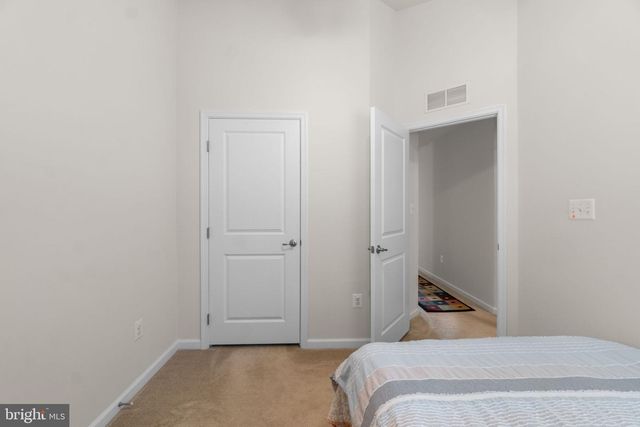 7422 WILLOW BOTTOM RD, Sykesville, MD 21784