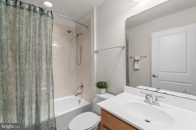 7422 WILLOW BOTTOM RD, Sykesville, MD 21784