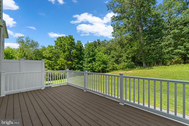 7422 WILLOW BOTTOM RD, Sykesville, MD 21784