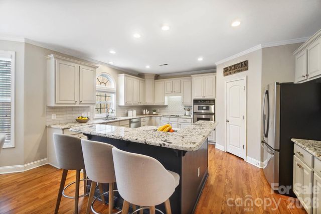 1021 Forbishire Drive, Matthews, NC 28104