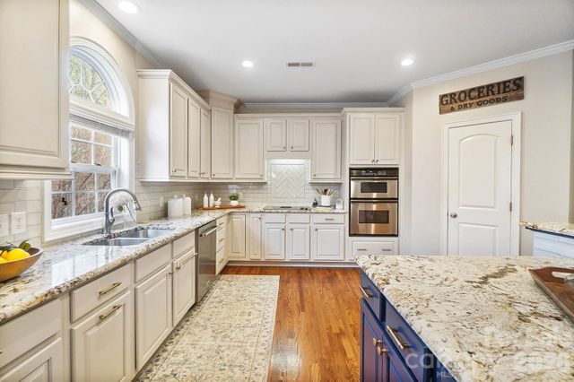 1021 Forbishire Drive, Matthews, NC 28104