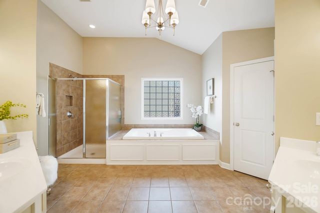 1021 Forbishire Drive, Matthews, NC 28104