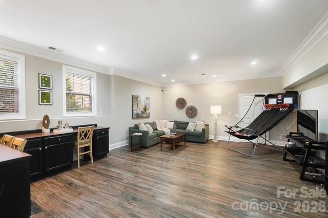 1021 Forbishire Drive, Matthews, NC 28104