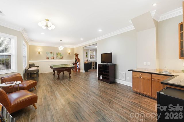 1021 Forbishire Drive, Matthews, NC 28104