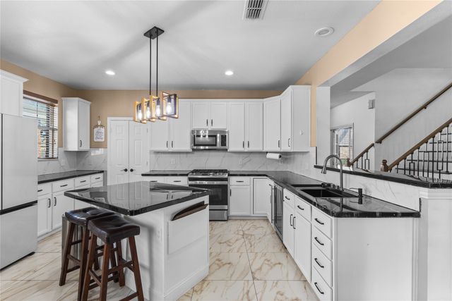 7013 Bickers Drive, Rowlett, TX 75089