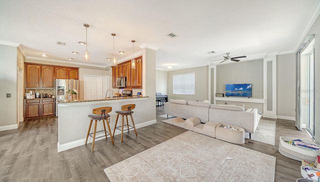 6122 BLUE RUNNER COURT, Lakewood Ranch, FL 34202