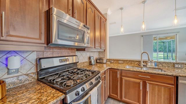 6122 BLUE RUNNER COURT, Lakewood Ranch, FL 34202