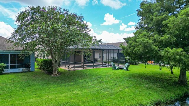 6122 BLUE RUNNER COURT, Lakewood Ranch, FL 34202