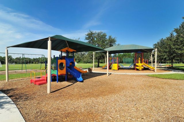 6122 BLUE RUNNER COURT, Lakewood Ranch, FL 34202