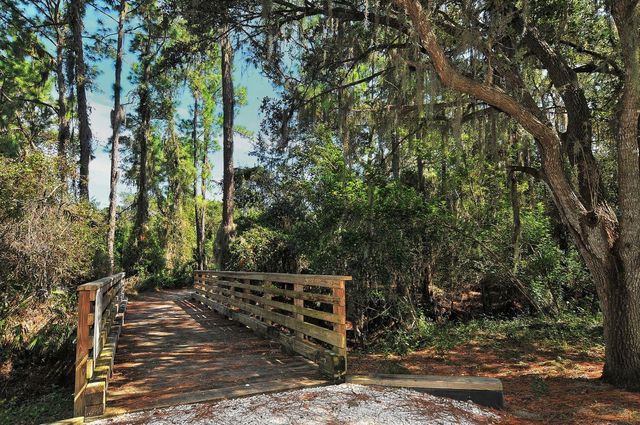 6122 BLUE RUNNER COURT, Lakewood Ranch, FL 34202