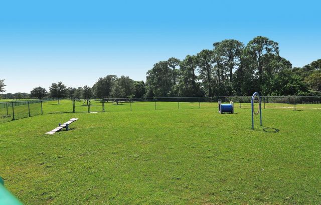 6122 BLUE RUNNER COURT, Lakewood Ranch, FL 34202