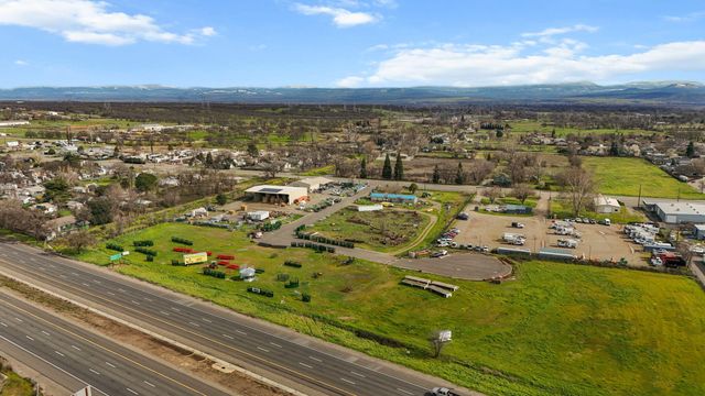 Hay Way, Cottonwood, CA 96022