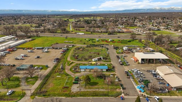 Hay Way, Cottonwood, CA 96022