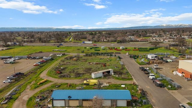 Hay Way, Cottonwood, CA 96022