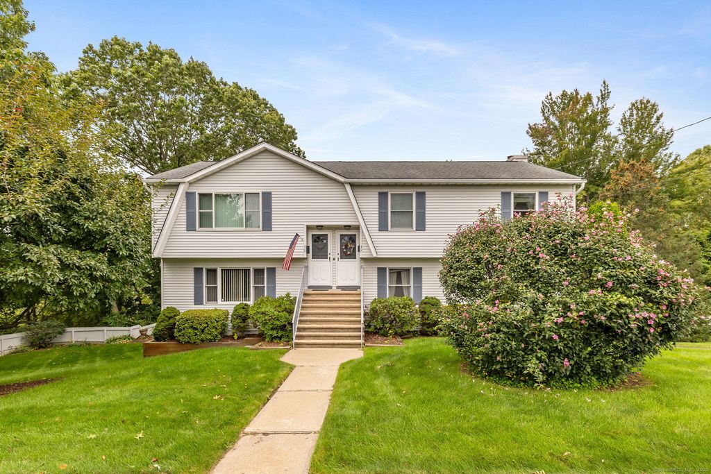 35 Worcester Avenue, Waterbury, CT 06705