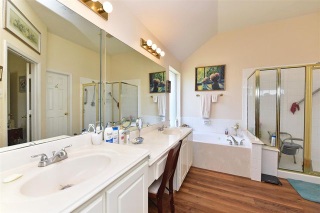 3226 Stratford Pointe Drive, Sugar Land, TX 77498