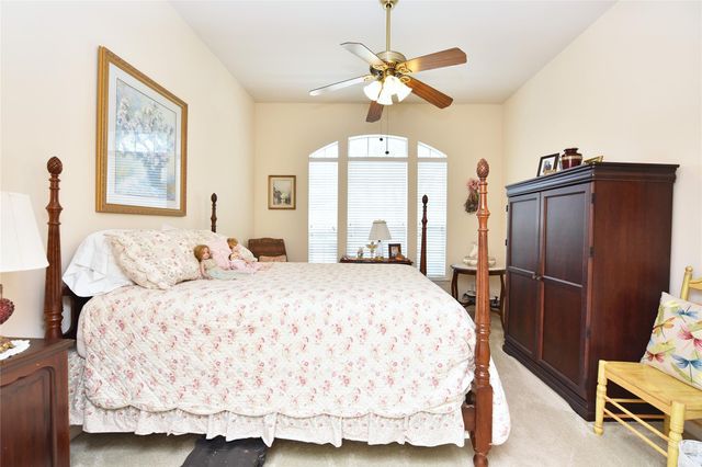 3226 Stratford Pointe Drive, Sugar Land, TX 77498