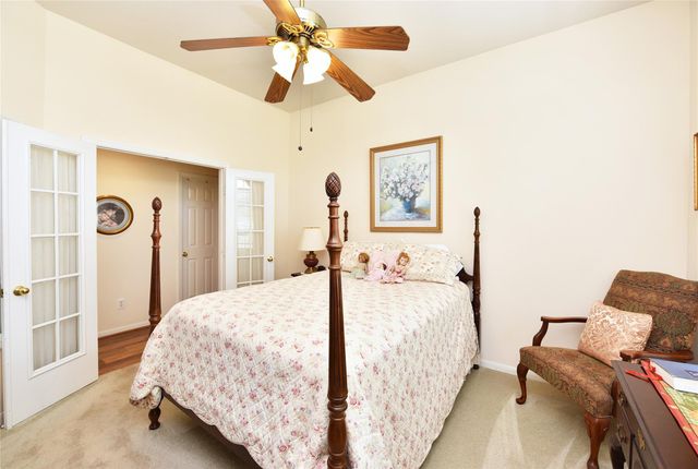 3226 Stratford Pointe Drive, Sugar Land, TX 77498