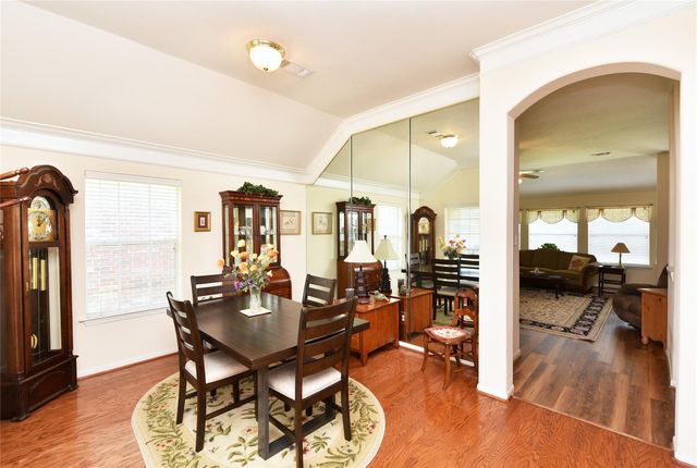 3226 Stratford Pointe Drive, Sugar Land, TX 77498