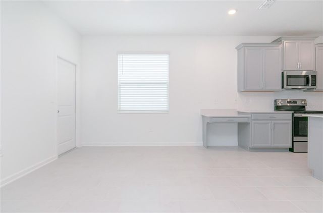 6414 LIMBERPINE ALLEY, St Cloud, FL 34771