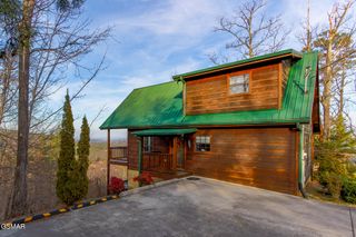 2222 Windswept View Way, Sevierville, TN 37876