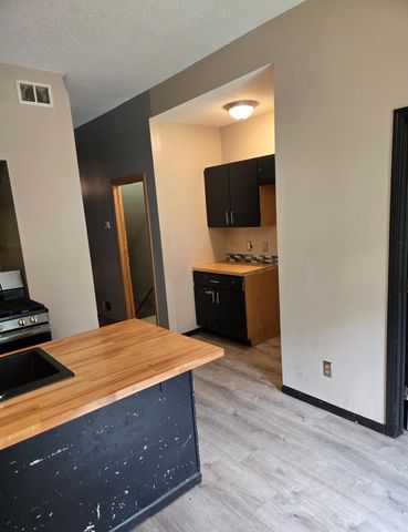 565 State Street 5, Saint Paul, MN 55107