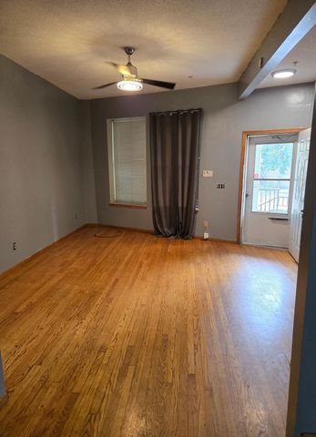 565 State Street 5, Saint Paul, MN 55107