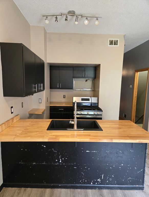 565 State Street 5, Saint Paul, MN 55107