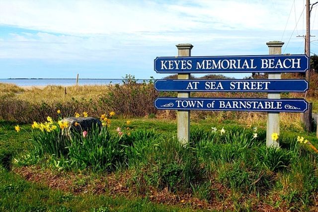 153 Dunns Pond Rd, Barnstable, MA 02601