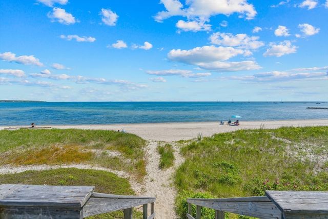 153 Dunns Pond Rd, Barnstable, MA 02601