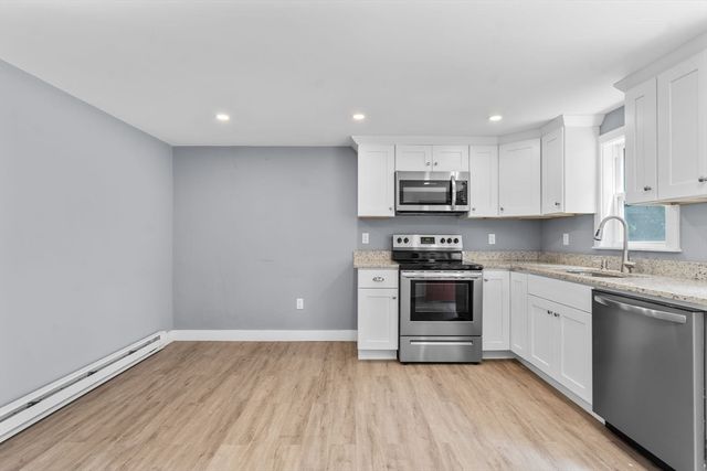 153 Dunns Pond Rd, Barnstable, MA 02601