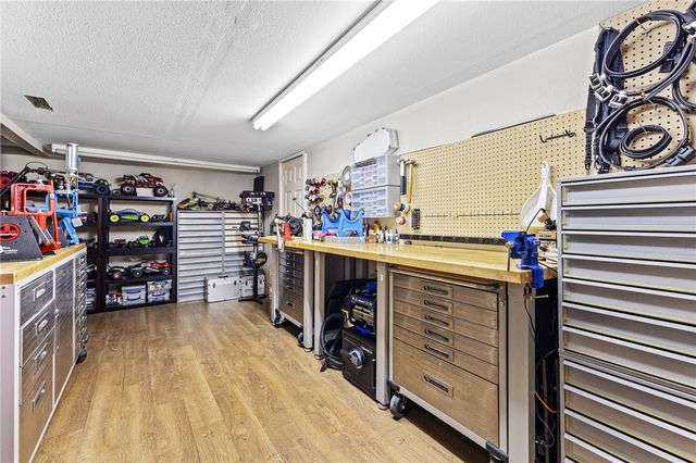 1432 Independent LANE, Billings, MT 59105