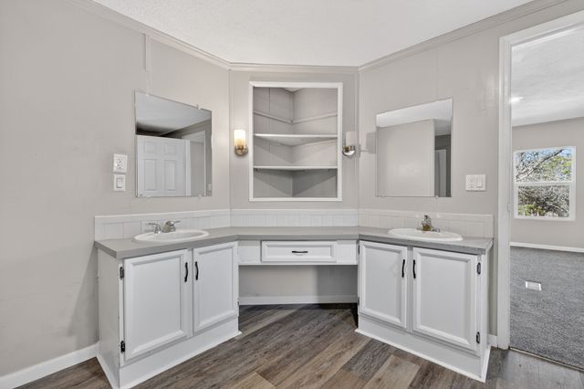 324 Whispering Oaks, Mineral Wells, TX 76067