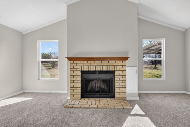 324 Whispering Oaks, Mineral Wells, TX 76067