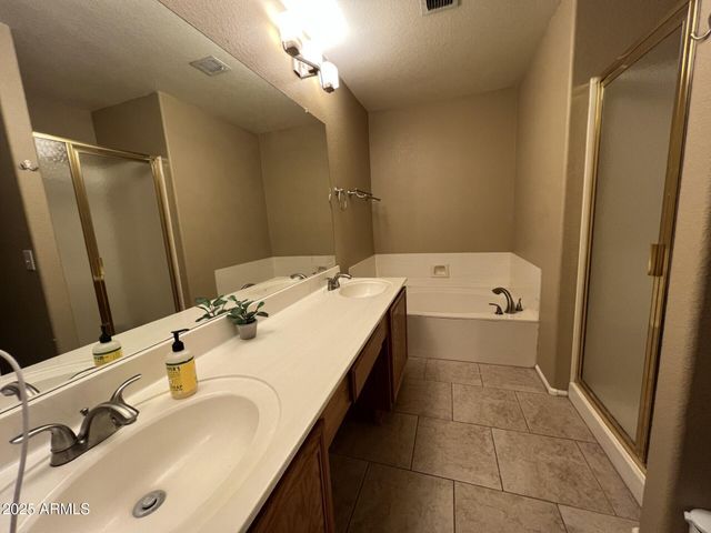 19943 N 77TH Avenue, Glendale, AZ 85308