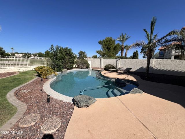 19943 N 77TH Avenue, Glendale, AZ 85308