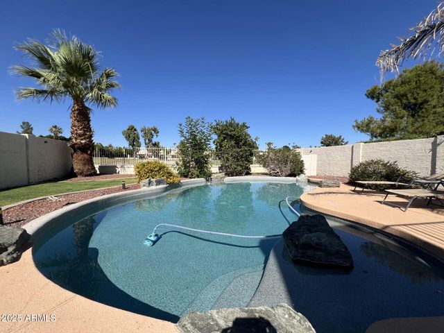 19943 N 77TH Avenue, Glendale, AZ 85308