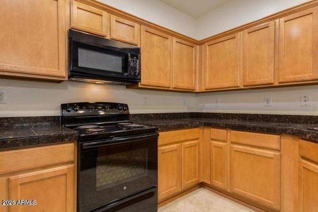 1748 W HEMINGWAY Lane, Anthem, AZ 85086