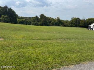 3438 Brigantine Circle, Louisville, TN 37777