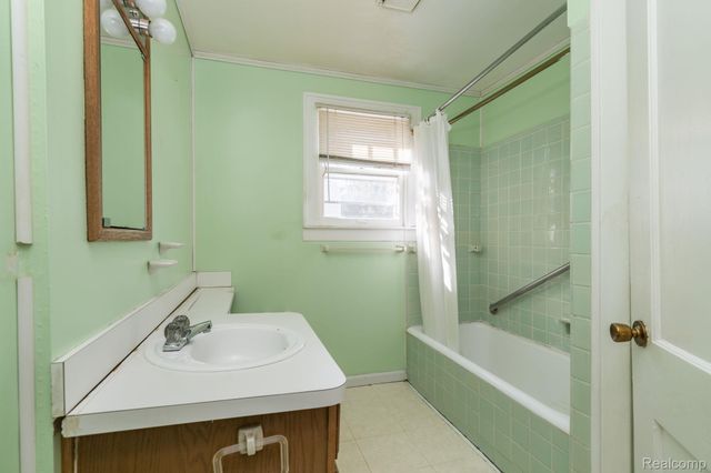 640 S Alexander Avenue, Royal Oak, MI 48067