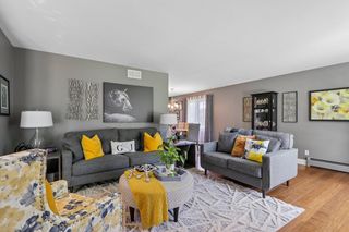 8755 N Pelham PARKWAY, Bayside, WI 53217