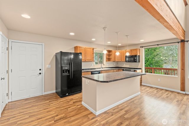 120 W Prairie Loop Road, Elma, WA 98541