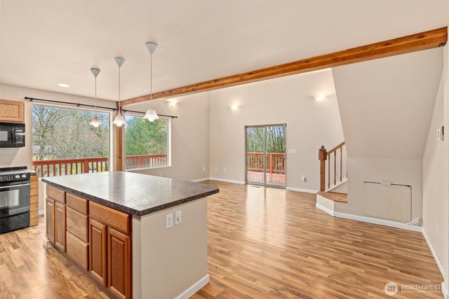 120 W Prairie Loop Road, Elma, WA 98541