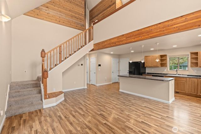 120 W Prairie Loop Road, Elma, WA 98541