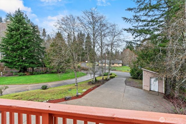 120 W Prairie Loop Road, Elma, WA 98541