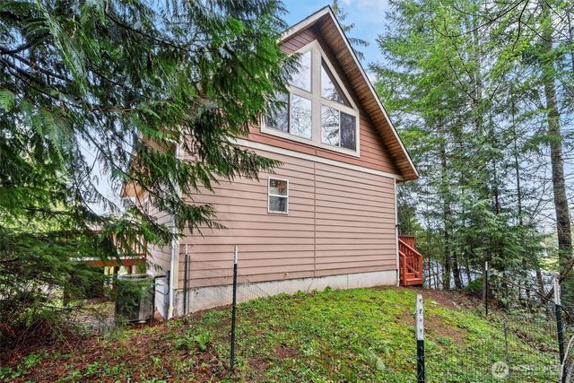 120 W Prairie Loop Road, Elma, WA 98541