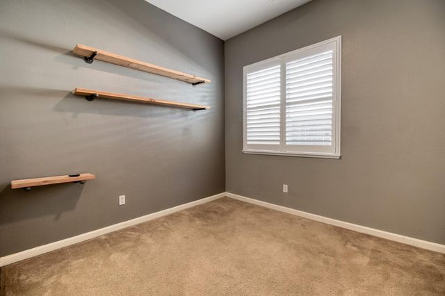 5759 Westchester Cir, Stockton, CA 95219